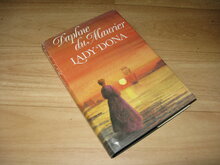 Daphne-du-Maurier-Lady-Dona